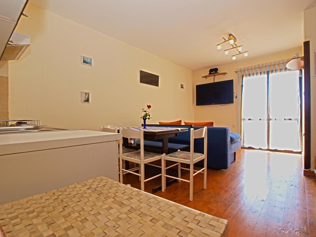 Apartments Antica Пула Екстериор снимка