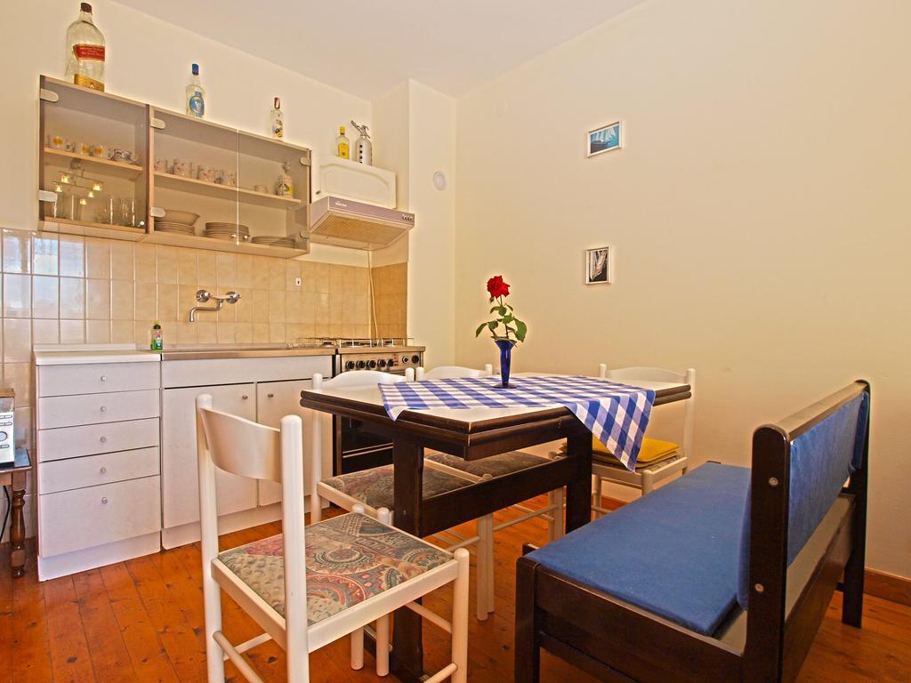 Apartments Antica Пула Екстериор снимка