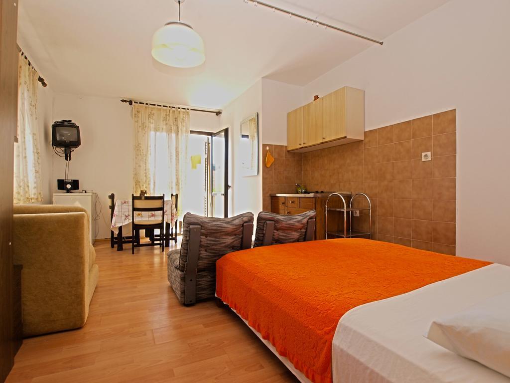 Apartments Antica Пула Екстериор снимка