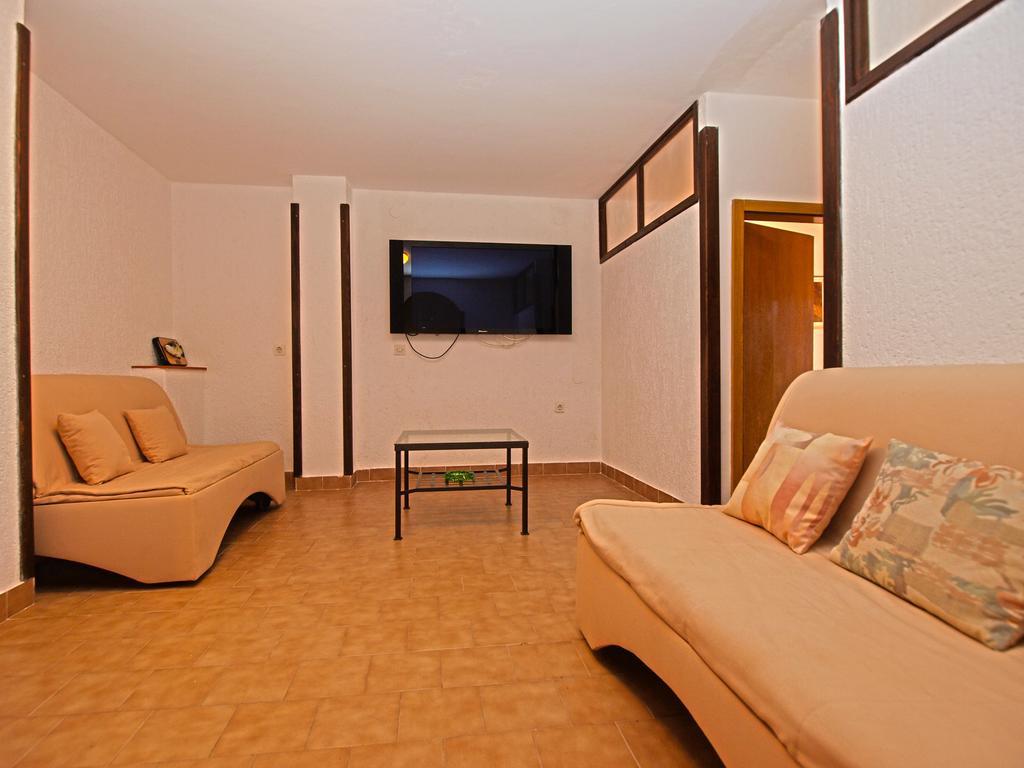 Apartments Antica Пула Екстериор снимка